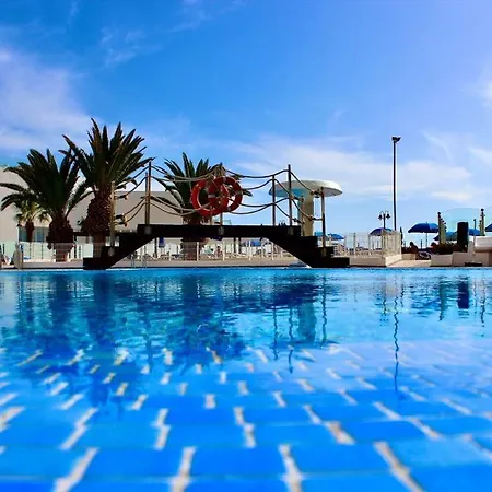 Club Villamar - Estudio Moderno Frente Al Mar *